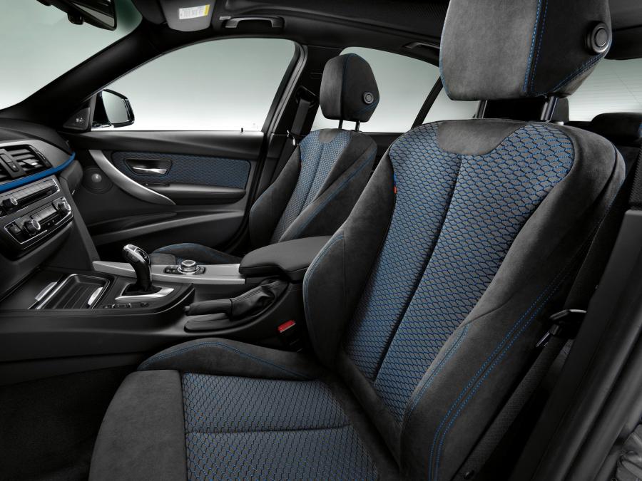  BMW 3-Series Sedan M Sport Package 2012 года  (фото 2 из 3)